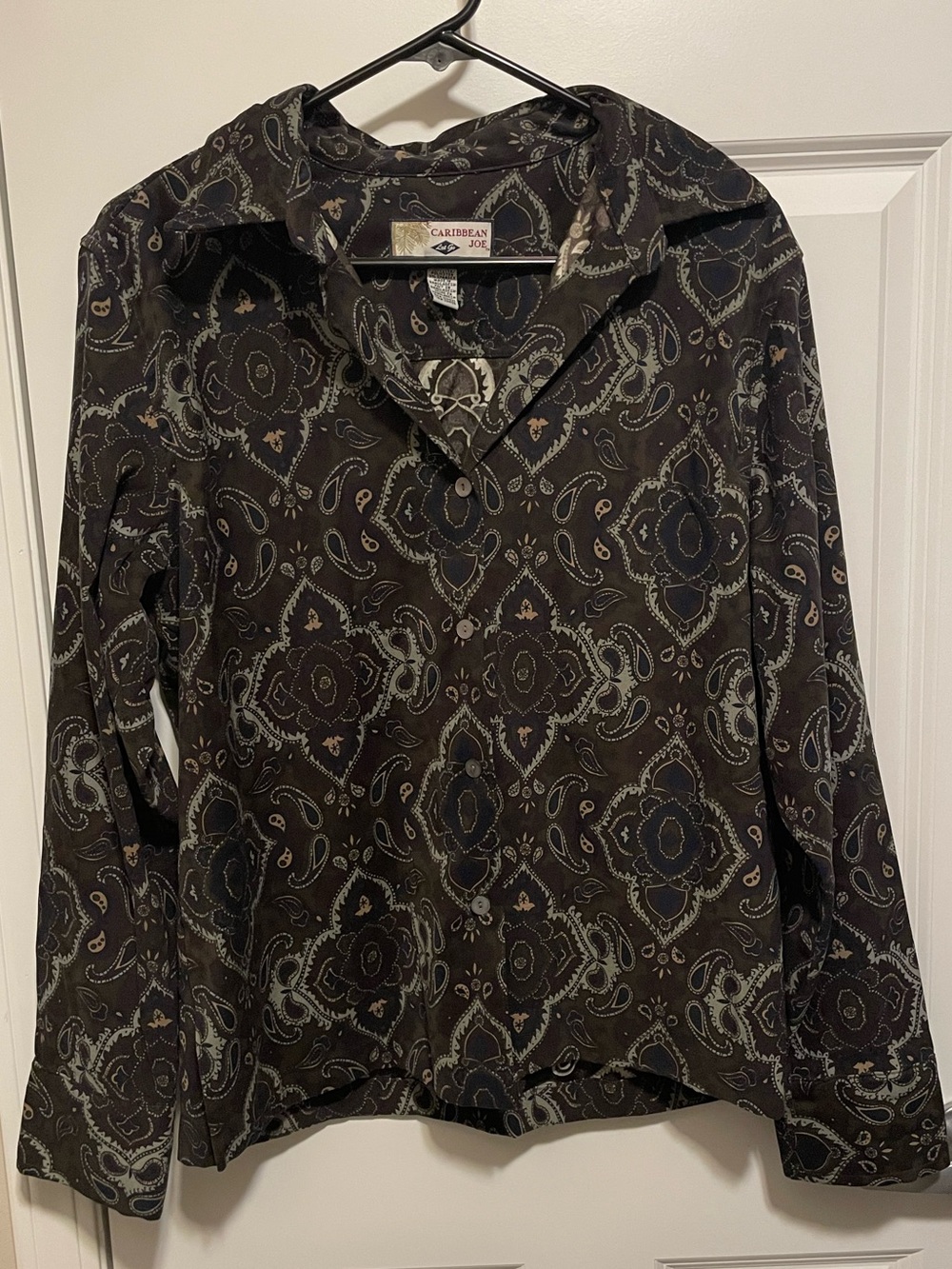 Caribbean Joe Women’s Paisley Button-Up Shirt